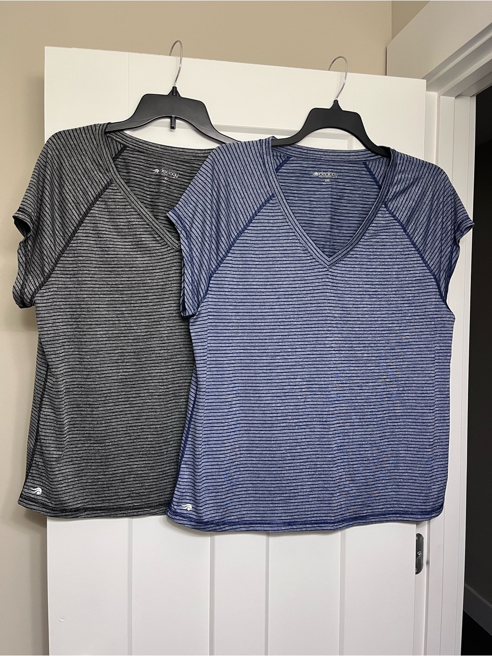 Ideology Women's Blue and Gray Striped V-Neck Short Sleeve Tee